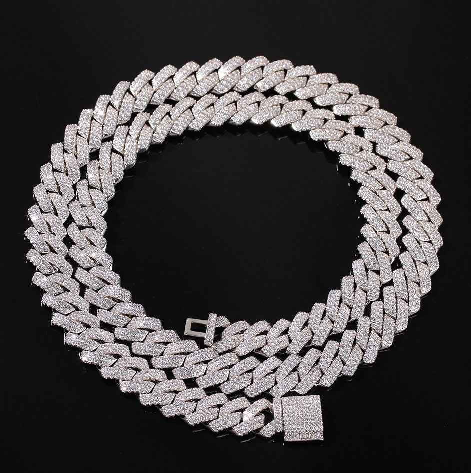 Thick Iced Cuban Chain - Bold and Stylish Jewelry for a Dazzling Look