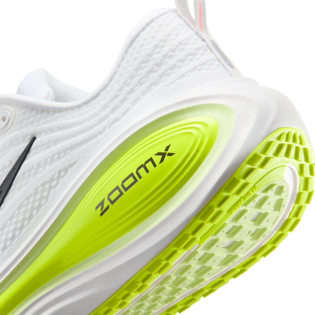 Nike Mens Vomero Plus - White/Barely Volt