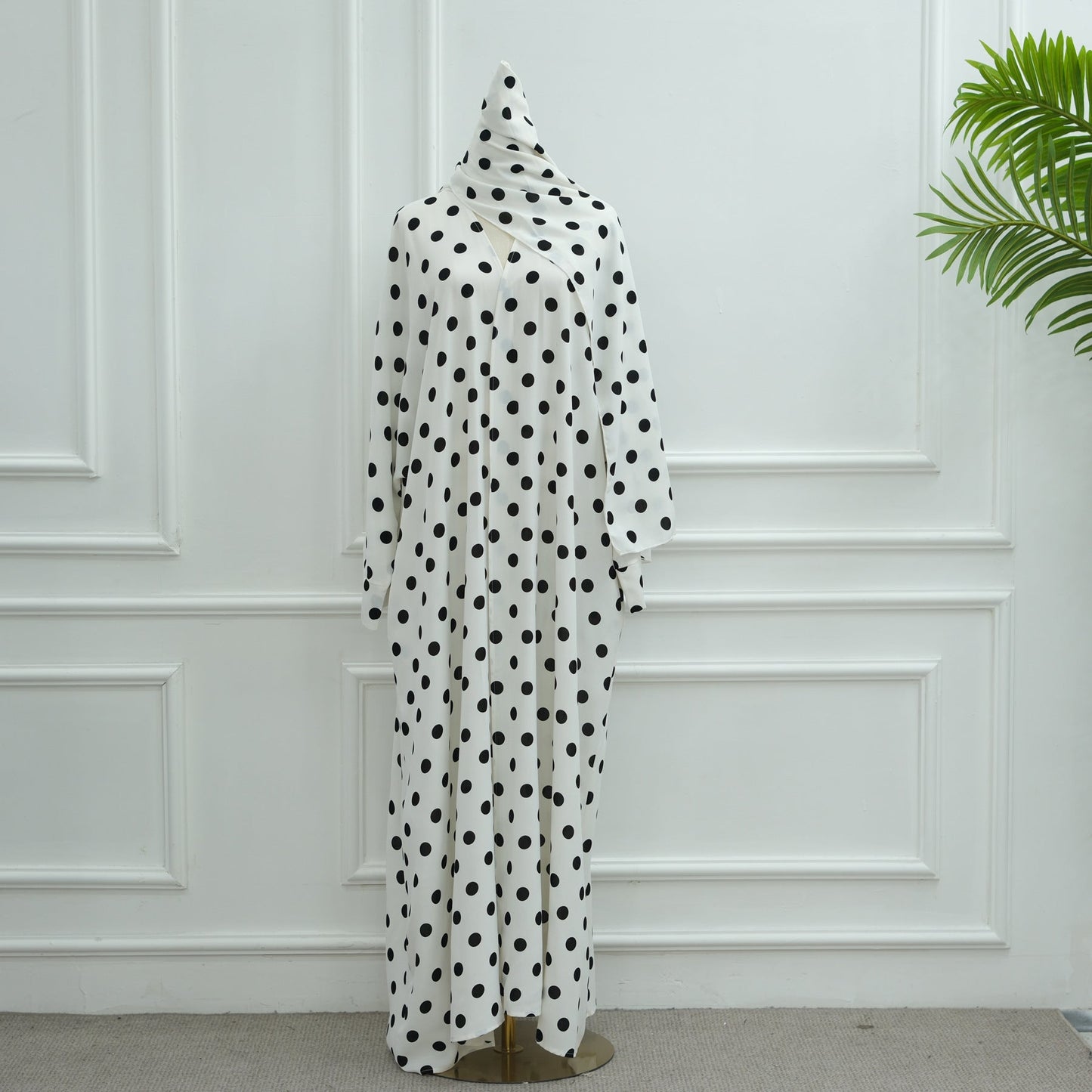Gorgeous With Dots Robe Headscarf Two-piece Dresses