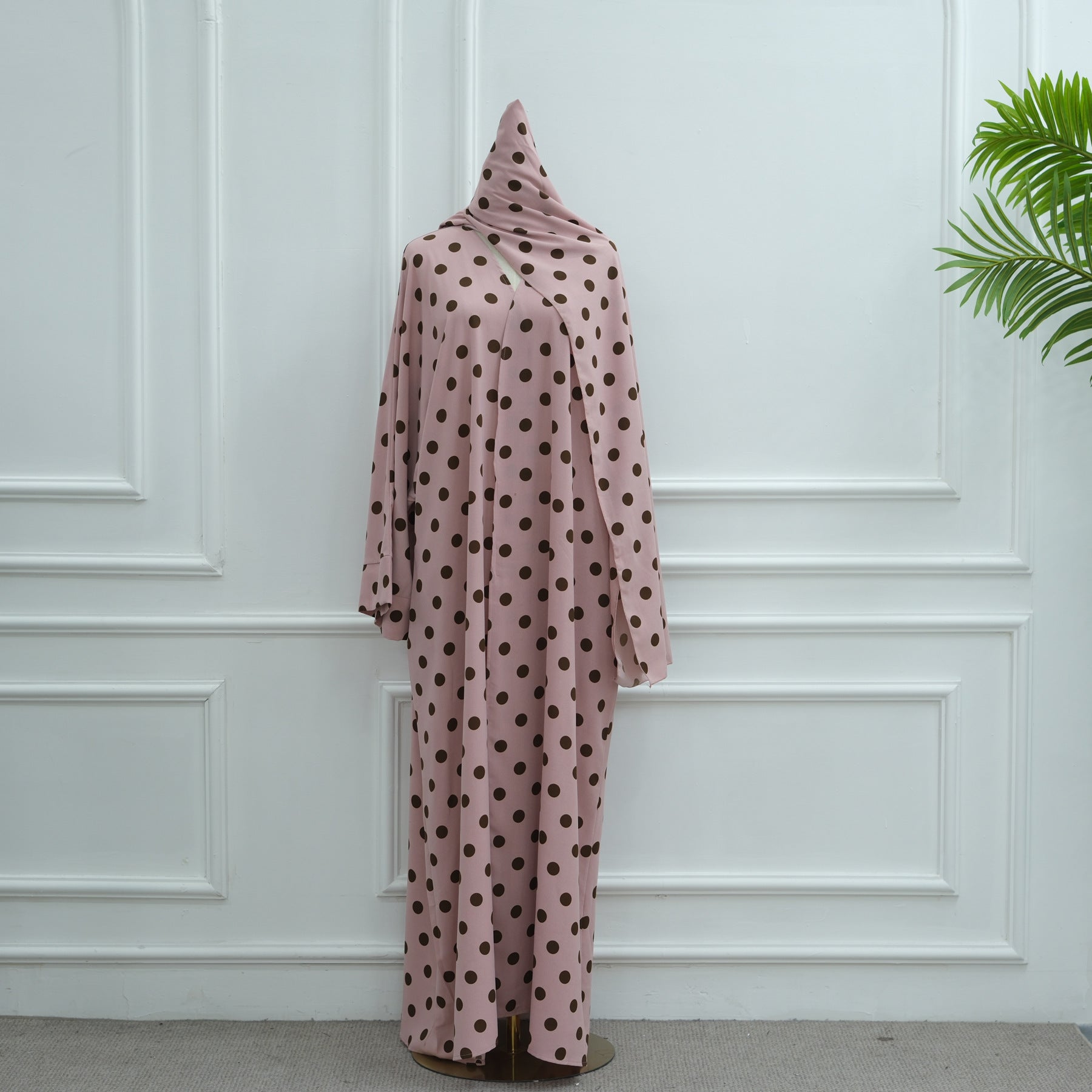 Gorgeous With Dots Robe Headscarf Two-piece Dresses
