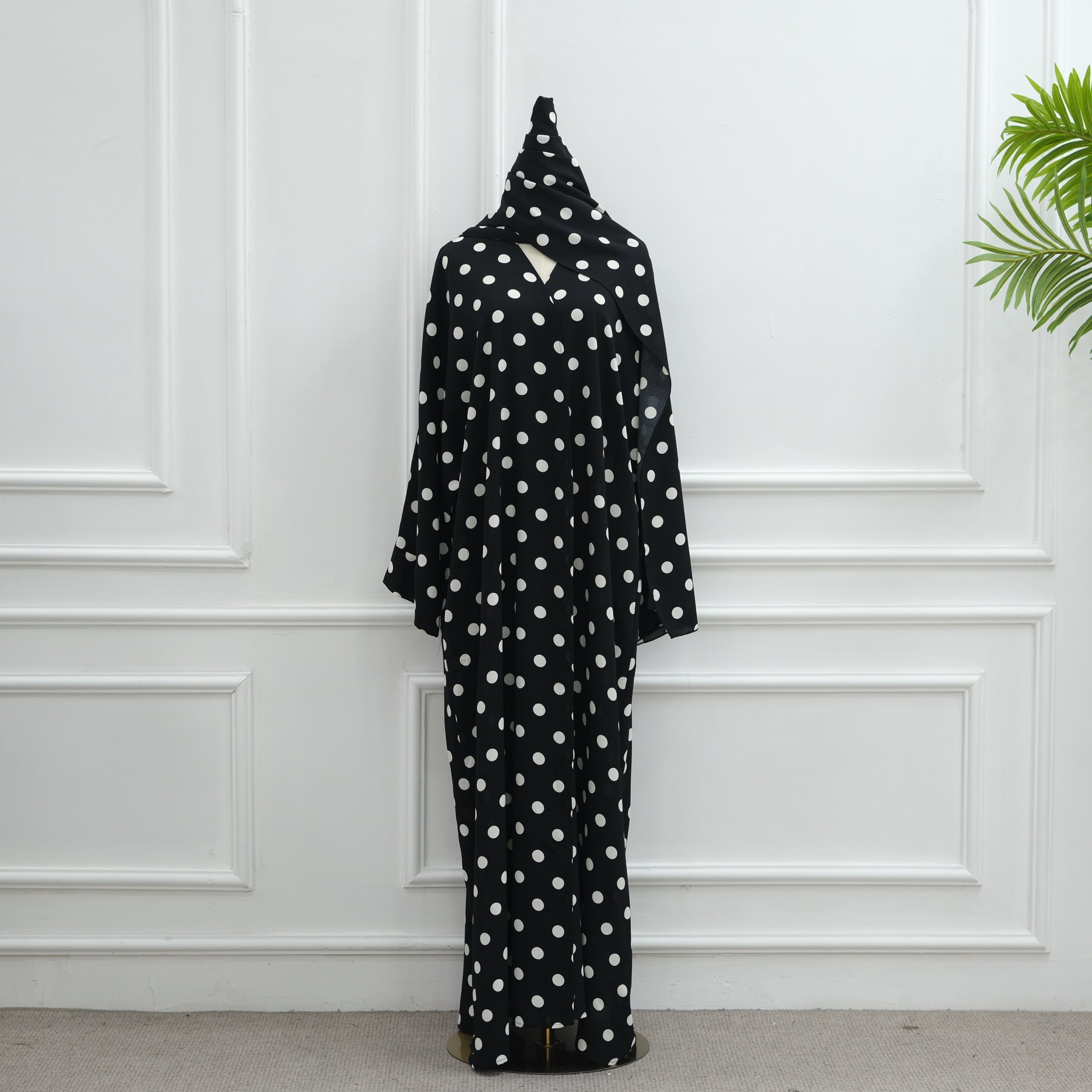 Gorgeous With Dots Robe Headscarf Two-piece Dresses