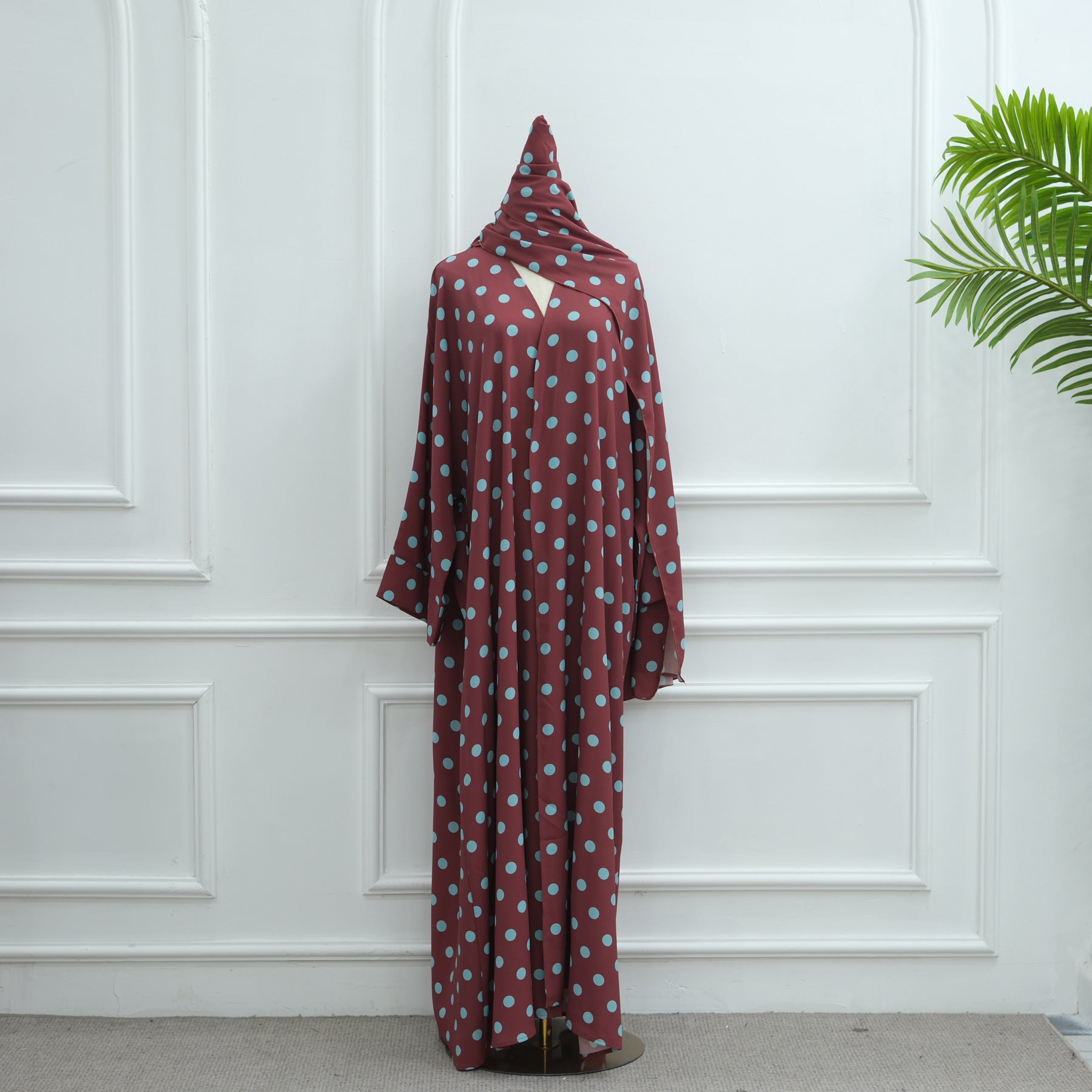 Gorgeous With Dots Robe Headscarf Two-piece Dresses