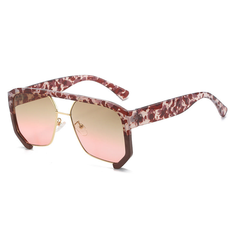URBAN EDGE: Bold Oversized Square Sunglasses