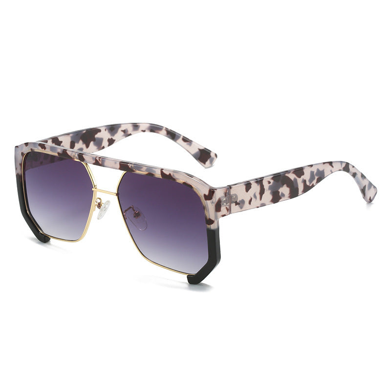 URBAN EDGE: Bold Oversized Square Sunglasses