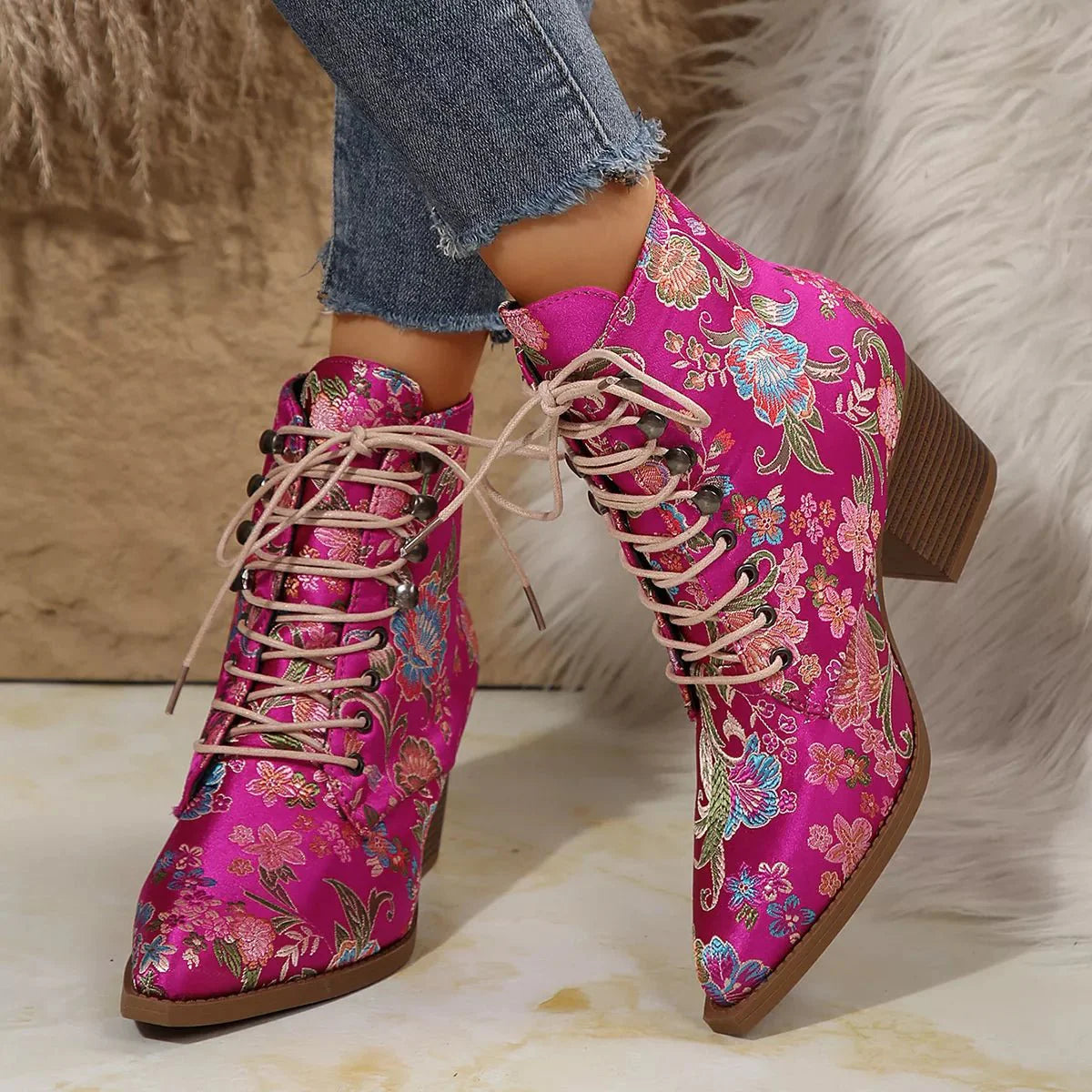 Stylish Print Point Toe Block Heels